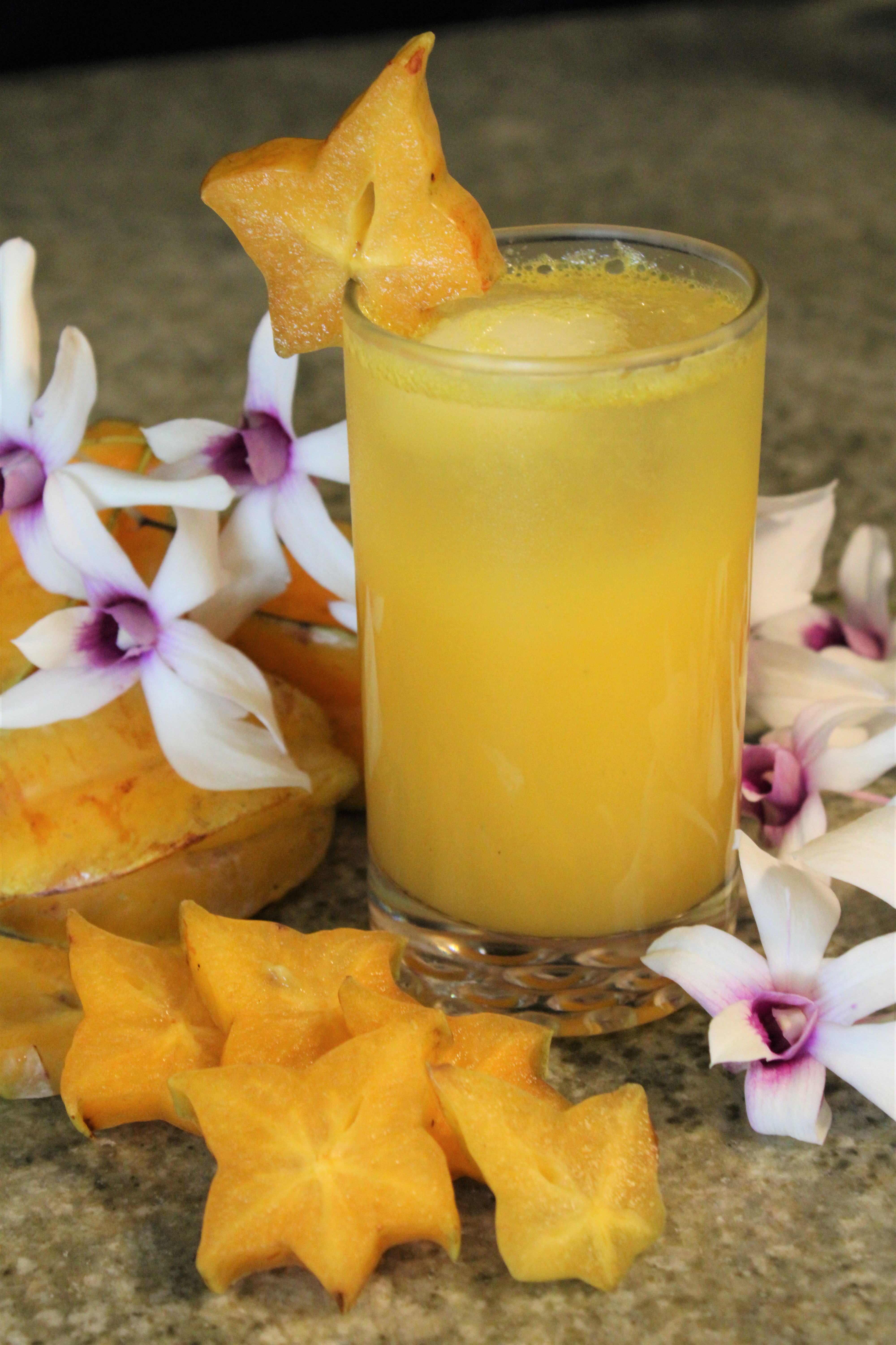 Starfruit Sake Spritz